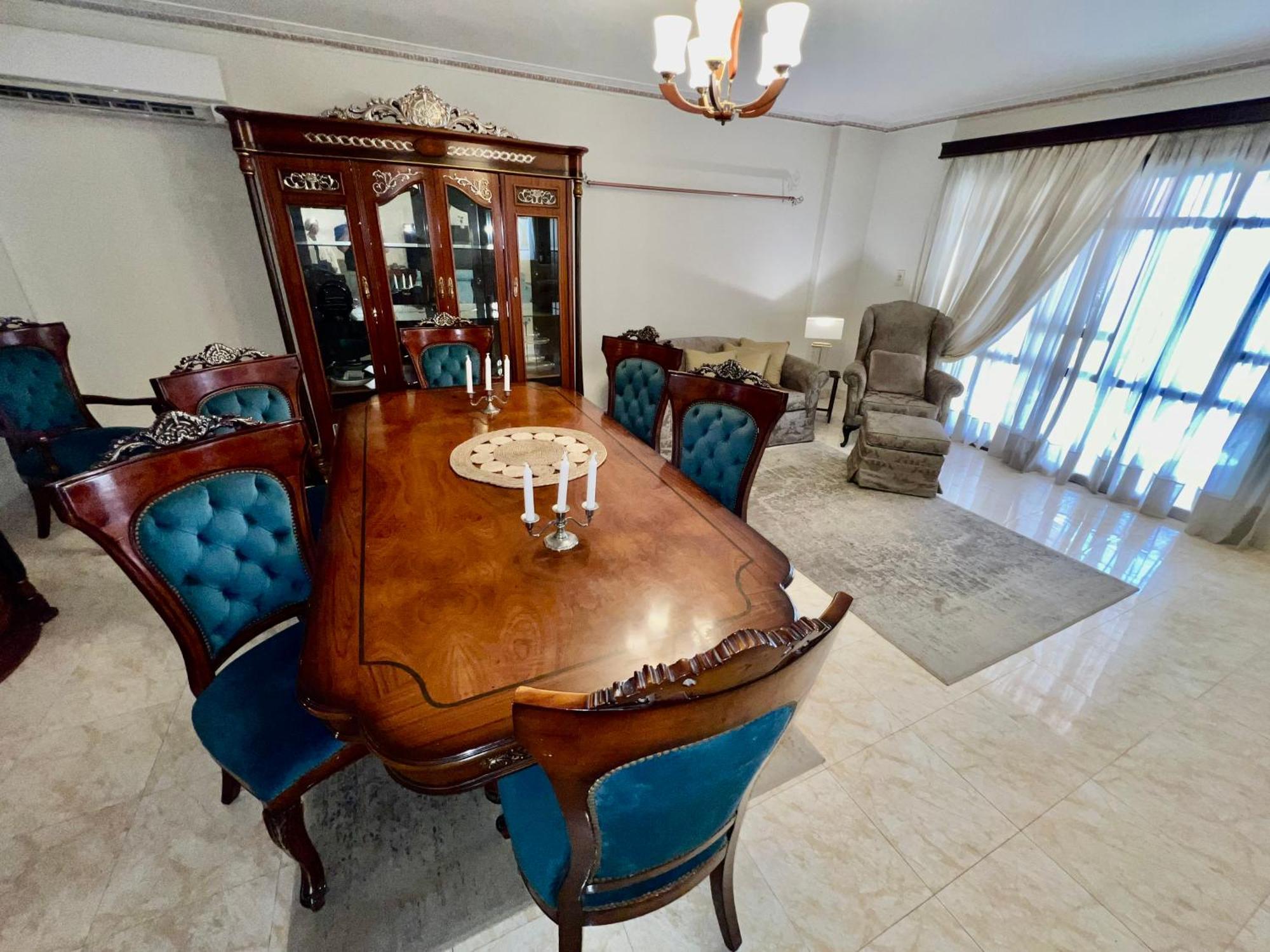 Luxurious 3 Bedroom Rustic Apartment Overlooking Huge Garden - For Families And Couples Kairo Bagian luar foto